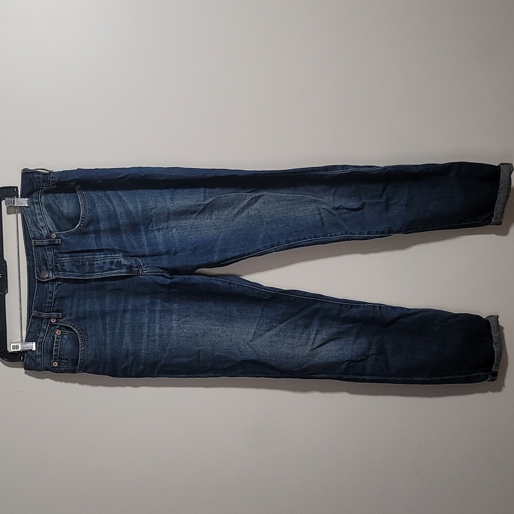 American Eagle Hi-Rise Girlfriend Jeans Size 6 Tall